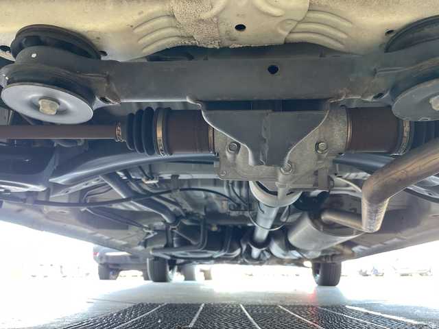 ホンダ Ｎ ＢＯＸ 富山県 2018(平30)年 7.4万km プレミアムホワイトパールⅡ 社外８型メモリナビゲーション/型番：AVIC-RL901/【CD/DVD/BT/AUX/フルセグTV】/バックカメラ/ビルトインＥＴＣ　/ドライブレコーダー　/スマートキー一体型純正エンジンスターター　/パワースライドドア　/革調シートカバー　/ＬＥＤヘッドライト　/前席シートヒーター/純正フロアマット