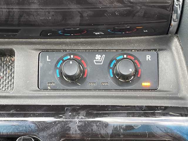 トヨタ アルファード S Cパッケージ 長野県 2019(平31)年 3.2万km ホワイトパールクリスタルシャイン 禁煙車/モデリスタエアロ（F・S・R）/純正10インチナビ【NSZN-Z68T】/(CD/DVD/フルセグTV/Bluetooth)/セーフティセンス/・プリクラッシュセーフティ/・レーントレーシングアシスト/・アダプティブハイビームシステム/・レーダークルーズコントロール/・ロードサインアシスト/・インテリジェントクリアランスソナー/バックカメラ/ビルトインETC/前後ドライブレコーダー/パワーバックドア/両側パワースライドドア/ブラック合皮シート/パワーシート（運転席メモリー機能付）/前席シートヒーター/前席ベンチレーション/ステアリングヒーター/ウッドコンビステアリング/電動パーキングブレーキ/ブレーキホールド/3眼LEDヘッドライト/フォグランプ/オートライト/スマートキー/Pスタート/電動格納ミラー/純正18インチAW/純正フロアマット