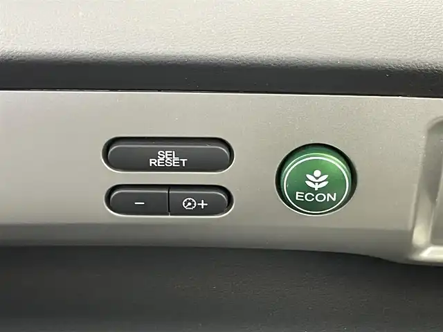 ホンダ フリード ハイブリット ジャストセレクション 埼玉県 2013(平25)年 4.1万km プレミアムブルーオパールメタリック 純正ナビ　/ビルトインＥＴＣ　/前後ドライブレコーダー　/バックカメラ　/横滑り防止装置　/クルーズコントロール　/ＡＢＳ　/両側パワースライド　/ハーフレザー　/ＬＥＤヘッドライト　/オートライト　/純正フロアマット/3列シート