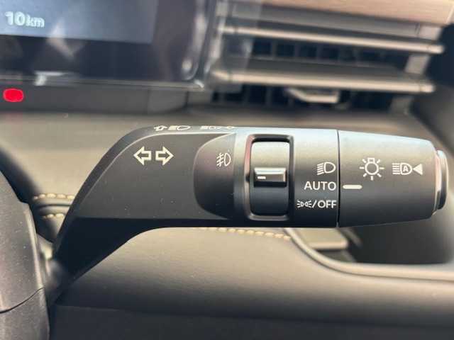 日産 セレナ e－パワー ハイウェイスター V 埼玉県 2025(令7)年 0.1万km未満 プリズムホワイト エマージェンシーブレーキ /プロパイロット /純正メモリナビ /　　USB/BT/フルセグ /アラウンドビューモニター /両側パワースライドドア /LEDオートライト /純正16インチアルミホイール /ステアリングスイッチ/USBポート/スマートキー2本/ビルトインETC2.0/禁煙車