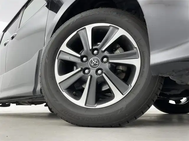 トヨタ ヴォクシー ZS 煌Ⅲ 群馬県 2020(令2)年 6.6万km ブラック 純正10インチナビ/(AM/FM/Bluetooth/フルセグTV/CD/DVD/HDMI)/バックモニター/純正12.1インチフリップダウンモニター/Toyota Safety Sense C/ ・プリクラッシュセーフティ/ ・レーンディパーチャーアラート/ ・オートマチックハイビーム/両側パワースライドドア/クルーズコントロール/ビルトインETC/プッシュスタート/スマートキー