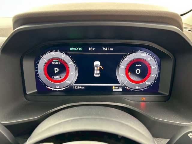 日産 エクストレイル G e－4ORCE 福井県 2023(令5)年 1.5万km ブリリアントホワイトパール/スーパーブラック 2トーン 純正メーカーオプションナビ/・全方位カメラ/・Bluetooth接続/・アップルカープレイ　/・アンドロイドオート/・フルセグTV/・USB入力端子/２．０プロパイロット/ＲＡＹＳ２０インチアルミホイール/レザーシート/シートヒーター（運転席＆助手席）/パワーシート　（運転席＆助手席）/純正ビルトインＥＴＣ２．０/電動リアゲート　/ヘッドアップディスプレイ/ニスモドアハンドルプロテクター/純正フロアマット
