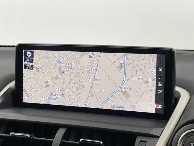 レクサス ＮＸ 300 スパイス&シック 埼玉県 2020(令2)年 2.8万km ソニッククォーツ メーカーナビ　黒合皮シート　ＢＳＭ　三眼ＬＥＤヘッドライト　ドライブレコーダー　ＥＴＣ２．０　セーフティシステムプラス　レーダークルーズコントロール　パワートランク　ベンチレーション　バックカメラ