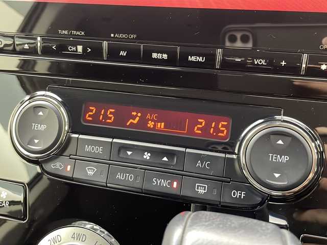 三菱 デリカＤ：５ アーバンギア G パワーパッケージ 千葉県 2019(令1)年 5.1万km アイガーグレーメタリック 純正10インチナビ/CD＆DVD＆BT＆USB＆フルセグTV/11/5インチ後席モニター/FCM/LDW/BSM/レーダークルーズコントロール/ビルトインETC/アラウンドビューモニター/パドルシフト/運転席・助手席シートヒーター/電動パーキングブレーキ（オートホールド付き）/両側パワースライドドア/純正フロアマット/純正ドアバイザー/純正18インチアルミホイール/LEDヘッドライト（オートライト付き）/LEDフォグライト/アイドリングストップ/ウィンカーミラー/プッシュスタート
