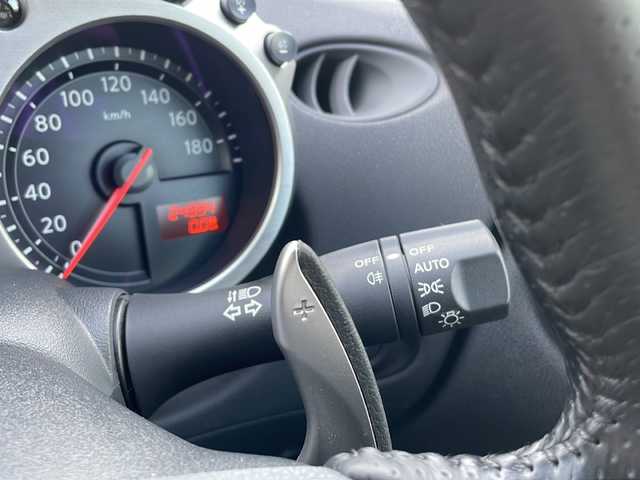 日産 フェアレディ Ｚ バージョンT 富山県 2018(平30)年 2.5万km ブリリアントシルバー 禁煙／純正ナビ／ＴＶ／バックカメラ／ホワイトレザー／ＢＯＳＥサウンド／社外マフラー／スペアキー／ＥＴＣ