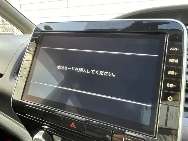 日産 セレナ X V 福岡県 2022(令4)年 4.2万km ブリリアントホワイトパール 純正10型SDナビ(フルセグTV/CD/DVD/BT)オールアラウンドビューブラインドスポットコーナーセンサー両側パワスラドラレコETC純正フロアマットプッシュスタートスマートキー