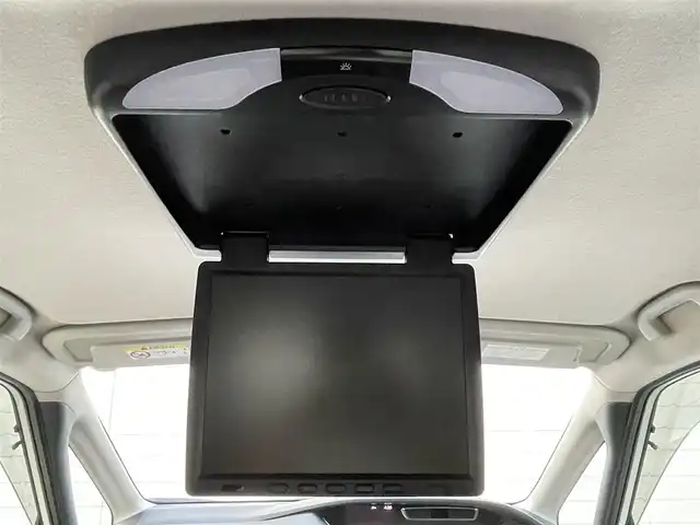 日産 セレナ X V 福岡県 2022(令4)年 4.2万km ブリリアントホワイトパール 純正10型SDナビ(フルセグTV/CD/DVD/BT)オールアラウンドビューブラインドスポットコーナーセンサー両側パワスラドラレコETC純正フロアマットプッシュスタートスマートキー