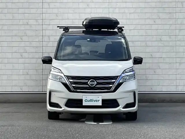 日産 セレナ X V 福岡県 2022(令4)年 4.2万km ブリリアントホワイトパール 純正10型SDナビ(フルセグTV/CD/DVD/BT)オールアラウンドビューブラインドスポットコーナーセンサー両側パワスラドラレコETC純正フロアマットプッシュスタートスマートキー