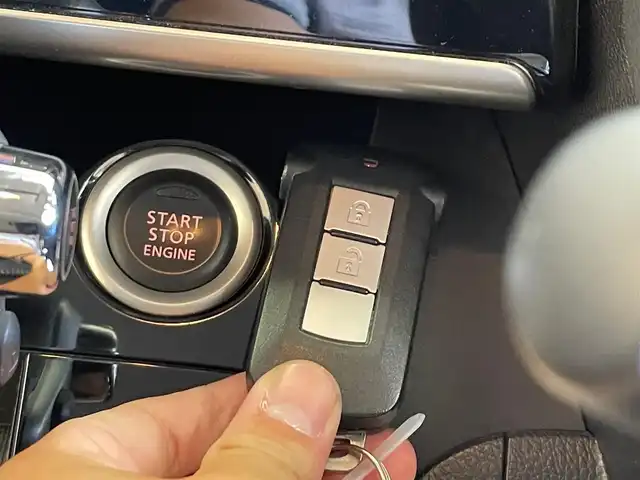 日産 デイズ ルークス ハイウェイスターX 岩手県 2016(平28)年 5.1万km スパークリングレッドM ４WD/アラウンドビューモニター/寒冷地仕様/エマージェンシーブレーキ/横滑り防止装置/アイドリングストップ/シートヒーター/サーキュレーター/純正ナビ/フルセグ/HIDヘッドライト/純正アルミホイール/純正マット/パワースライドドア