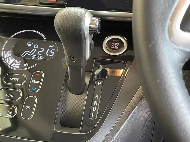 日産 デイズ ルークス ハイウェイスターX 岩手県 2016(平28)年 5.1万km スパークリングレッドM ４WD/アラウンドビューモニター/寒冷地仕様/エマージェンシーブレーキ/横滑り防止装置/アイドリングストップ/シートヒーター/サーキュレーター/純正ナビ/フルセグ/HIDヘッドライト/純正アルミホイール/純正マット/パワースライドドア