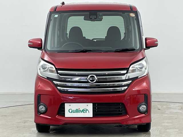 日産 デイズ ルークス ハイウェイスターX 道央・札幌 2016(平28)年 5.1万km スパークリングレッドM ・４WD/・純正ナビ/　CD/DVD/BT/SD/・フルセグTV/・アラウンドビューモニター/・エマージェンシーブレーキ/・運転席シートヒーター/・左パワースライドドア /・アイドリングストップ/・ドライブレコーダー/・モニター付きインナーミラー/・アイドリングストップ/・オートライト/・HIDヘッドライト/・フォグランプ/・プッシュスタート/・スマートキー/・純正フロアマット/・純正ドアバイザー/・14インチ純正アルミホイール/・スペアキー