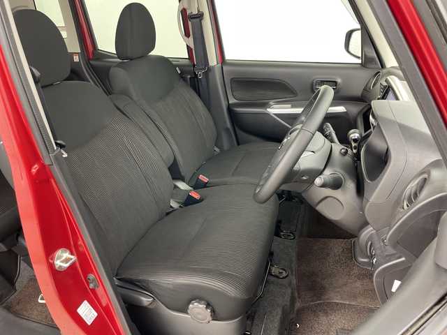 日産 デイズ ルークス ハイウェイスターX 道央・札幌 2016(平28)年 5.1万km スパークリングレッドM ・４WD/・純正ナビ/　CD/DVD/BT/SD/・フルセグTV/・アラウンドビューモニター/・エマージェンシーブレーキ/・運転席シートヒーター/・左パワースライドドア /・アイドリングストップ/・ドライブレコーダー/・モニター付きインナーミラー/・アイドリングストップ/・オートライト/・HIDヘッドライト/・フォグランプ/・プッシュスタート/・スマートキー/・純正フロアマット/・純正ドアバイザー/・14インチ純正アルミホイール/・スペアキー