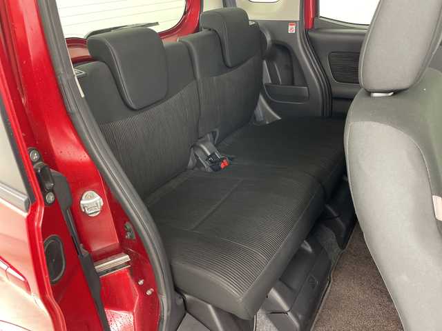 日産 デイズ ルークス ハイウェイスターX 道央・札幌 2016(平28)年 5.1万km スパークリングレッドM ・４WD/・純正ナビ/　CD/DVD/BT/SD/・フルセグTV/・アラウンドビューモニター/・エマージェンシーブレーキ/・運転席シートヒーター/・左パワースライドドア /・アイドリングストップ/・ドライブレコーダー/・モニター付きインナーミラー/・アイドリングストップ/・オートライト/・HIDヘッドライト/・フォグランプ/・プッシュスタート/・スマートキー/・純正フロアマット/・純正ドアバイザー/・14インチ純正アルミホイール/・スペアキー