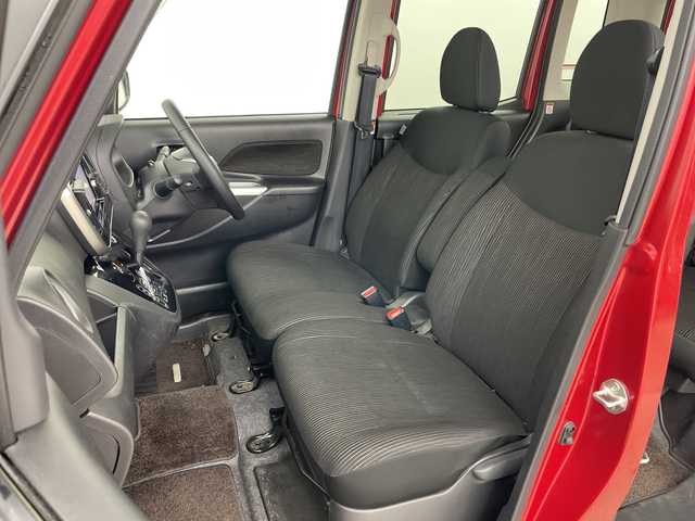 日産 デイズ ルークス ハイウェイスターX 道央・札幌 2016(平28)年 5.1万km スパークリングレッドM ・４WD/・純正ナビ/　CD/DVD/BT/SD/・フルセグTV/・アラウンドビューモニター/・エマージェンシーブレーキ/・運転席シートヒーター/・左パワースライドドア /・アイドリングストップ/・ドライブレコーダー/・モニター付きインナーミラー/・アイドリングストップ/・オートライト/・HIDヘッドライト/・フォグランプ/・プッシュスタート/・スマートキー/・純正フロアマット/・純正ドアバイザー/・14インチ純正アルミホイール/・スペアキー