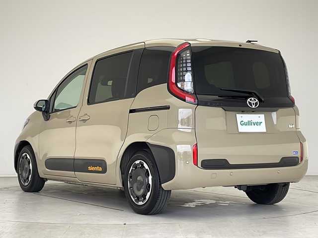 トヨタ シエンタ ハイブリッド Z 愛知県 2022(令4)年 2.2万km ベージュ 衝突軽減システム/純正10.5型ディズプレイオーディオ　ナビあり/全方位カメラ/両側パワースライドドア/レーダークルーズコントロール/シートヒーター/フルセグ/Bluetooth/バックカメラ/コーナーセンサー/ブラインドスポットモニター/LEDヘッドライト/ステアリングヒーター/オートマチックハイビーム/ETC/ステアリングスイッチ/スマートキー/プッシュスタート