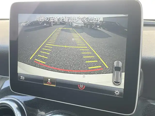 メルセデス・ベンツ ＣＬＡ１８０ Sブレイク AMG スタイル 滋賀県 2018(平30)年 2.2万km ポーラホワイト 純正ナビ/(Bluetooth/フルセグ/CD/DVD)/レーダーセーフティパッケージ/・アクティブブラインドスポットアシスト/・ディストロニック・プラス/・アクティブレーンキーピングアシスト/・衝突軽減ブレーキ/ハーフレザーシート/シートヒーター/電動リアゲート/フットトランクオープナー/電動パーキング/ブレーキホールド/ETC/ドライブレコーダー/パドルシフト/USB