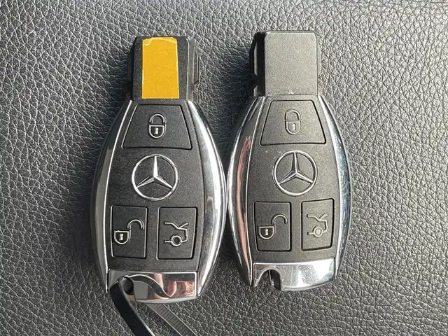 メルセデス・ベンツ ＣＬＡ１８０ Sブレイク AMG スタイル 滋賀県 2018(平30)年 2.2万km ポーラホワイト 純正ナビ/(Bluetooth/フルセグ/CD/DVD)/レーダーセーフティパッケージ/・アクティブブラインドスポットアシスト/・ディストロニック・プラス/・アクティブレーンキーピングアシスト/・衝突軽減ブレーキ/ハーフレザーシート/シートヒーター/電動リアゲート/フットトランクオープナー/電動パーキング/ブレーキホールド/ETC/ドライブレコーダー/パドルシフト/USB