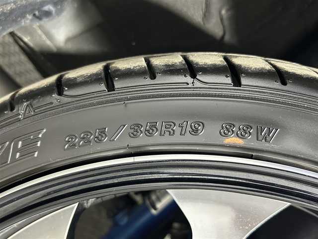 トヨタ エスクァイア Gi 大阪府 2019(令1)年 1.7万km ブラック M’z SPEEDエアロ/19incAW ALPINE11incナビTV バックカメラ ETC 革シート シートヒーター 両側パワースライドドア 衝突軽減 クルコン トヨタセーフティセンス