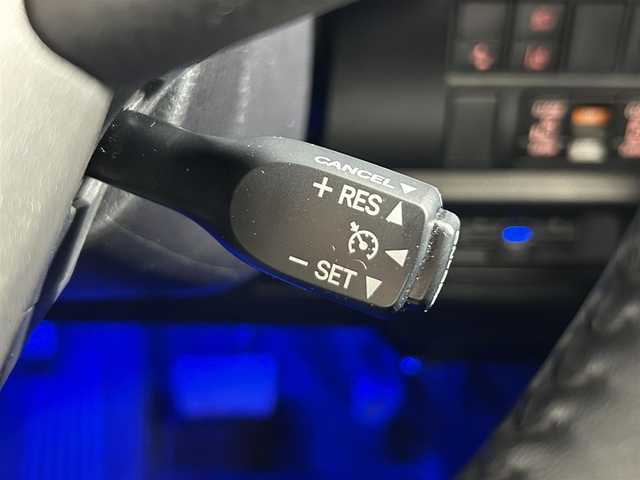 トヨタ エスクァイア Gi 大阪府 2019(令1)年 1.7万km ブラック M’z SPEEDエアロ/19incAW ALPINE11incナビTV バックカメラ ETC 革シート シートヒーター 両側パワースライドドア 衝突軽減 クルコン トヨタセーフティセンス
