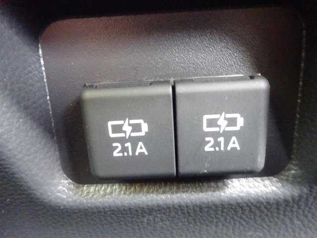 トヨタ ＲＡＶ４ アドベンチャー オフロードPKG 静岡県 2021(令3)年 2.8万km アティチュードブラックマイカ ワンオーナー/禁煙車/9インチ純正ディスプレイオーディオ/(AM/FM/BT/USB/Miracast)/ステアリングリモコン/バックガイドモニターセット/・バックカメラ/・BMS/・リアクロストラフィックオートブレーキ/セーフティセンス/・プリクラッシュセーフティ/・レーントレーシングアシスト/・レーダークルーズコントロール/・オートマチックハイビーム/・ロードサインアシスト/USB(前席×3・後席×2）/ハンドルヒーター/運転席・助手席ヒートシーター/運転席パワーシート/電子パーキング/オートブレーキホールド/プッシュスタート・スマートキー/ブラック合皮スポーティシート/TRDフロントバンパーガーニッシュ（LED付）/フロントグリルカバー/ブリッジ型ルーフレール/純正フロアマット/ビルトインETC/LEDヘッドライト/保証書・取扱説明書・ナビ説