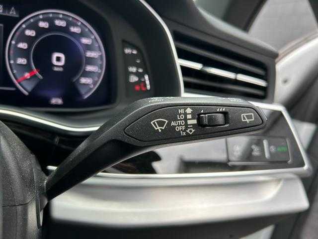 アウディ Ｑ７ 45 Sラインリミテッド 埼玉県 2020(令2)年 2.9万km グレイシアホワイトメタリック 黒革/純正メモリーナビ/(Bluetooth/USB/CD/DVD/フルセグ)/マトリクスＬＥＤヘッドライト/アダプティブクルーズコントロール/全方位カメラ/バーチャルコクピット/前席パワーシート/シートヒーター/ヘッドアップディスプレイ/パワーバックドア