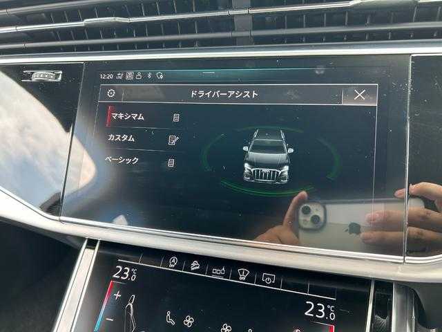 アウディ Ｑ７ 45 Sラインリミテッド 埼玉県 2020(令2)年 2.9万km グレイシアホワイトメタリック 黒革/純正メモリーナビ/(Bluetooth/USB/CD/DVD/フルセグ)/マトリクスＬＥＤヘッドライト/アダプティブクルーズコントロール/全方位カメラ/バーチャルコクピット/前席パワーシート/シートヒーター/ヘッドアップディスプレイ/パワーバックドア