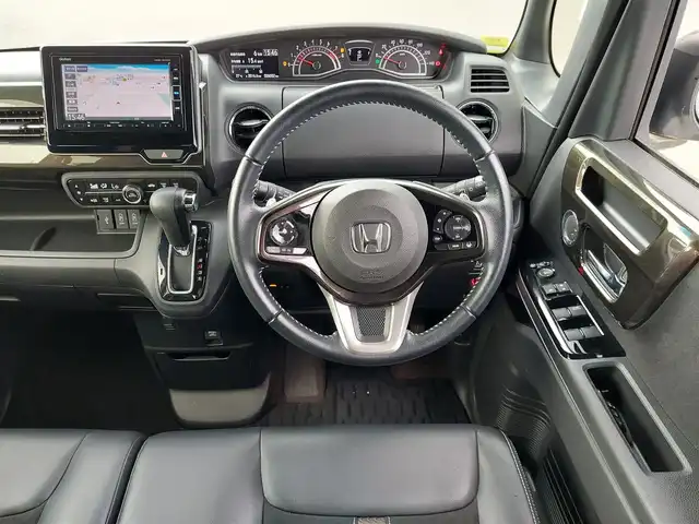 ホンダ Ｎ ＢＯＸ カスタム G L ターボ ホンダセンシング 東京都 2018(平30)年 2.6万km プラチナホワイトパール 純正ナビ/両側パワースライドドア/ホンダセンシング/純正フロアマット/純正アルミホイール/ETC/フルセグテレビ/Bluetooth/アダプティブクルーズコントロール/新車保証書/取扱説明書
