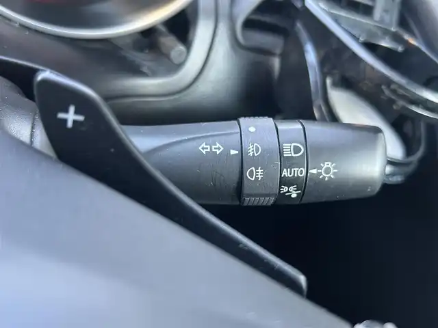 スズキ スイフト HYBRID RS 島根県 2020(令2)年 4.7万km ピュアホワイトP 登録時走行距離47048km/社外ナビ(フルセグTV・Bluetooth・AM・FM)/アイドリングストップ/レーンキープアシスト/横滑り防止装置/衝突軽減ブレーキ/ブラインドスポットモニター/コーナーセンサー/ウィンカーミラー/レーダークルーズコントロール/ドアバイザー/プッシュスタート/ステアリングスイッチ/パドルシフト付き/フォグランプ/オートライト