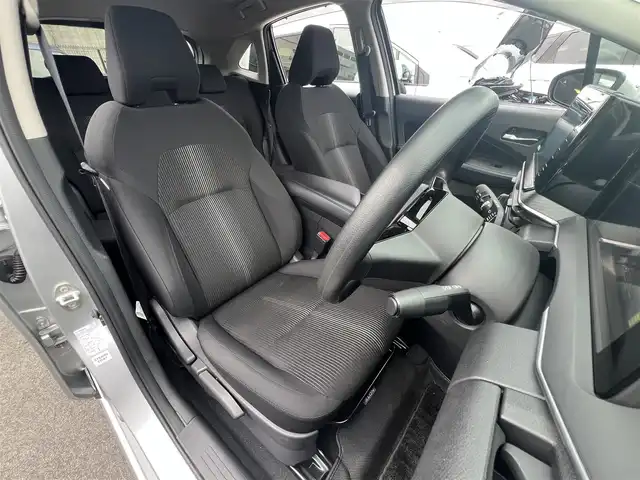 日産 ノート X 滋賀県 2023(令5)年 1.8万km ブリリアントシルバー 純正9インチナビ/【Bluetooth/HDMI/フルセグTV】/全方位カメラ/衝突軽減ブレーキ/ブラインドスポットワーニング/前後ソナー/デジタルインナーミラー/ビルトインETC/LEDヘッドライト/オートライト/オートマチックハイビーム/電動パーキングブレーキ/オートブレーキホールド/プッシュスタート/スマートキー/ステアリングリモコン/純正フロアマット/ドアバイザー