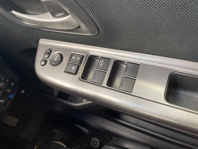 ホンダ フリード＋ G ホンダセンシング 愛知県 2017(平29)年 4.5万km コバルトブルーパール ホンダセンシング/両側パワースライドドア/クルーズコントロール/レーンキープアシスト/ドライブレコーダー/ETC/衝突被害軽減ブレーキ/ステアリングスイッチ/スマートキー/プッシュスタート/アイドリングストップ/純正フロアマット/ABS/横滑り防止装置/盗難防止装置/オートライト