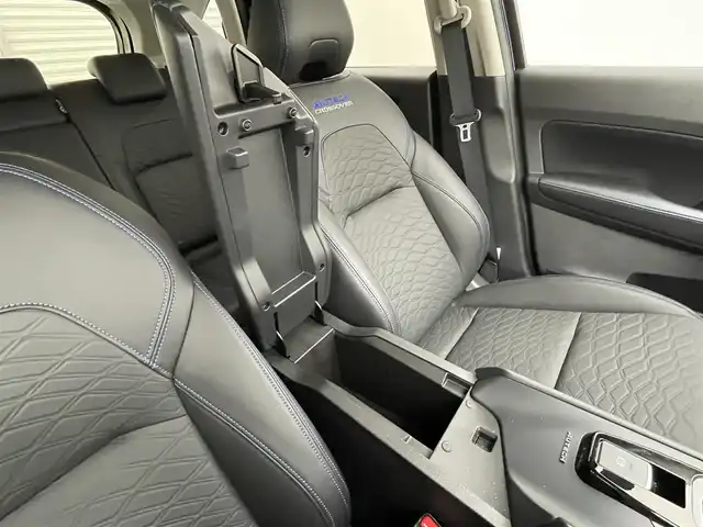 日産 ノート オーテック クロスオーバー 茨城県 2024(令6)年 0.5万km オーロラフレアブルーパール /スーパーブラック 2トーン 純正9型ナビ/全周囲カメラ/フルセグ/デジタルインナーミラー/ワイヤレス充電/プロパイロット/衝突被害軽減ブレーキ/車線逸脱抑制装置/オートマチックハイビーム/クリアランスソナー/BSI/ETC2.0/ドラレコ/純正16インチAW/LEDヘッドライト/スマートキー
