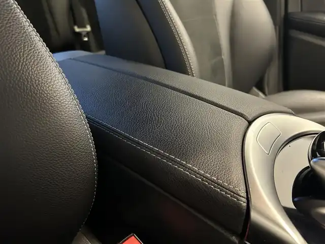 メルセデス・ベンツ ＧＬＣ２２０ d 4マチックスポーツ 福岡県 2018(平30)年 2万km オブシディアンブラック ＡＣＣ／ＢＳＭ／ＨＵＤ　/アンビエントライト　/純正ナビ／ＴＶ　/３６０°カメラシステム　/Ｂｌｕｅｔｏｏｔｈ　/メモリ付パワーシート　/シートヒーター　/フットトランクオープナー　/純正１９インチＡＷ