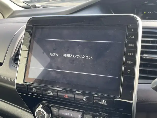日産 セレナ e－パワー ハイウェイスター V 熊本県 2020(令2)年 6.8万km ダイヤモンドブラック 純正ナビ/・AM/FM/CD/DVD/BT/SD/・フルセグTV/アラウンドビューモニター/プロパイロット/後側方支援/エマージェンシーブレーキ/レーンキープアシスト/標識認識機能/オートマチックハイビーム/両側電動スライドドア/横滑り防止装置/LEDヘッドライト/フォグランプ/純正フロアマット/革巻きステアリング/ステアリングヒーター/ステアリングスイッチ/ETC/電動パーキングブレーキ/オートホールドブレーキ/電動格納ミラー/ウインカーミラー/ドアバイザー/後席ロールサンシェード/プッシュスタート/スマートキー