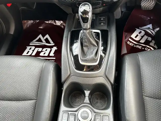 日産 エクストレイル 20Xi Vセレクション 道北・旭川 2021(令3)年 2.2万km ブリリアントホワイトパール アルパイン10インチナビ/アラウンドビューモニター/フルセグTV/プロパイロット/デジタルインナーミラー/パワーバックドア/コーナーセンサー/全席シートヒーター/ドライブレコーダー