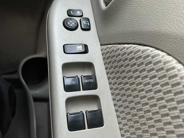 スズキ エブリィ ワゴン PZターボ スペシャル 京都府 2018(平30)年 6.2万km パールホワイト ワンオーナー車/純正ナビ/・フルセグTV/BT Audio/CD/DVD/AM/FM/・バックカメラ/ETC/両側パワースライドドア/オートステップ/プッシュスタート/オートライト/電格ウィンカーミラー/オートリトラクタブルミラー/衝突軽減/横滑り防止/ステアリングスイッチ/AW付スタッドレスタイヤ×４車載/純正ドアバイザー/純正フロアマット/保証書/取扱説明書/スマートキースペア