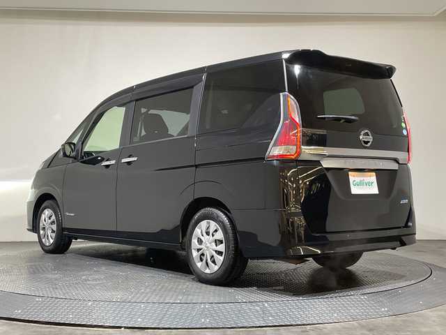 日産 セレナ X Vセレクション 愛媛県 2017(平29)年 5.3万km ダイヤモンドブラック 純正ナビ/Bluetooth/フルセグ/プロパイロット/フリップダウンモニター/両側電動スライドドア/全周囲カメラ/衝突被害軽減ブレーキ/レーンキープアシスト/前後コーナーセンサー/LEDヘッドライト/オートライト/ドライブレコーダー/ETC/ウォークスルー/プッシュスタート/保証書/取扱説明書