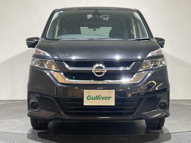 日産 セレナ X Vセレクション 愛媛県 2017(平29)年 5.3万km ダイヤモンドブラック 純正ナビ/Bluetooth/フルセグ/プロパイロット/フリップダウンモニター/両側電動スライドドア/全周囲カメラ/衝突被害軽減ブレーキ/レーンキープアシスト/前後コーナーセンサー/LEDヘッドライト/オートライト/ドライブレコーダー/ETC/ウォークスルー/プッシュスタート/保証書/取扱説明書