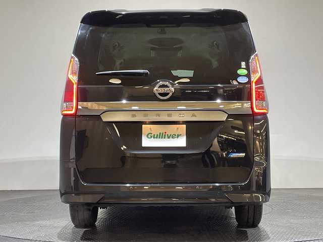 日産 セレナ X Vセレクション 愛媛県 2017(平29)年 5.3万km ダイヤモンドブラック 純正ナビ/Bluetooth/フルセグ/プロパイロット/フリップダウンモニター/両側電動スライドドア/全周囲カメラ/衝突被害軽減ブレーキ/レーンキープアシスト/前後コーナーセンサー/LEDヘッドライト/オートライト/ドライブレコーダー/ETC/ウォークスルー/プッシュスタート/保証書/取扱説明書