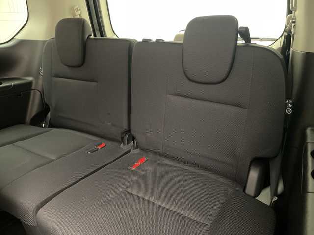 日産 セレナ X Vセレクション 愛媛県 2017(平29)年 5.3万km ダイヤモンドブラック 純正ナビ/Bluetooth/フルセグ/プロパイロット/フリップダウンモニター/両側電動スライドドア/全周囲カメラ/衝突被害軽減ブレーキ/レーンキープアシスト/前後コーナーセンサー/LEDヘッドライト/オートライト/ドライブレコーダー/ETC/ウォークスルー/プッシュスタート/保証書/取扱説明書