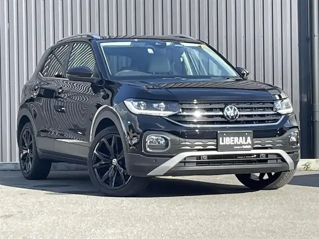 フォルクスワーゲン ＶＷ Ｔ－クロス TSI スタイル 福島県 2022(令4)年 1.4万km ディープブラックパールエフェクト デザインパッケージ/・専用コンビシート/・専用18インチAW/・専用ダッシュパッド/・専用ドアミラー/アダプティブクルーズコントロール/レーンキープ/ブラインドスポット/デジタルメーター/純正ナビ/バックカメラ/AppleCarPlay/ETC/LEDオートライト/パドルシフト/前後ドライブレコーダー/コーナーセンサー/スマートキー/取扱説明書/スペアキー