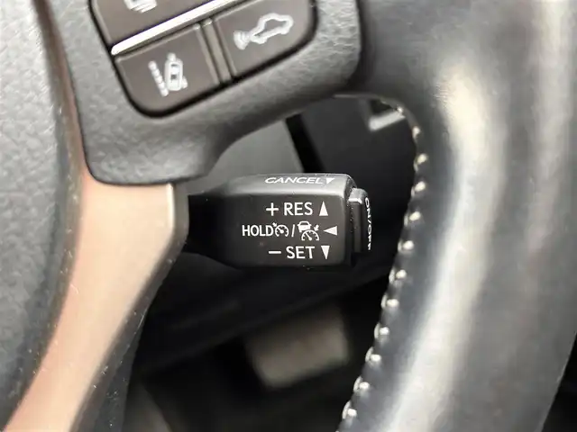 レクサス ＮＸ 300h バージョンL 宮城県 2019(平31)年 6.5万km マーキュリーグレーマイカ マークレビンソンプレミアムサラウンドサウンドシステム/パノラミックビューモニター＋パーキングサポートブレーキ（静止物）/ムーンルーフ/ルーフレール/ワイヤレス充電/＝＝＝/セーフティシステムプラス/・プリクラッシュセーフティ/・レーンディパーチャーアラート/・アダプティブハイビームシステム/・レーダークルーズコントロール/純正ナビ/・CD/DVD/・Bluetooth/・フルセグTV/ビルトインETC2.0/ドライブレコーダー/AC100V/100W電源/ハンズフリーパワーバックドア/本革シート/シートヒーター（前席/後席）/ベンチレーション（前席）/パワーシート（運転席メモリー機能付）/電動格納/リクライニング機能付6:4分割可倒式シート（リア）/革巻きステアリング/ステアリングヒーター/パドルシフト/電動パーキングブレーキ/ブレーキホールド/角型3眼LEDヘッドランプ/フォグランプ/オートライト/スマートキー＆プッシュスタート/純正18インチAW/純正フロアマット/W/サイド/カーテン/ニーエアバッグ