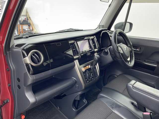 スズキ ハスラー Jスタイル Ⅱ 兵庫県 2015(平27)年 8.6万km フェニックスレッドパール/ホワイト2トーンルーフ ・社外ナビ/CD/DVD/Bluetooth/TV/SD/・バックカメラ/・ビルトインETC/・デュアルカメラブレーキサポート/・レーンキープアシスト/・ステアリングスイッチ/・シートヒーター/・プッシュスタート/・スマートキー/・アイドリングストップ/・社外レーダー探知機/・HIDヘッドライト/・オートライト/・フォグランプ/・純正15インチアルミホイール