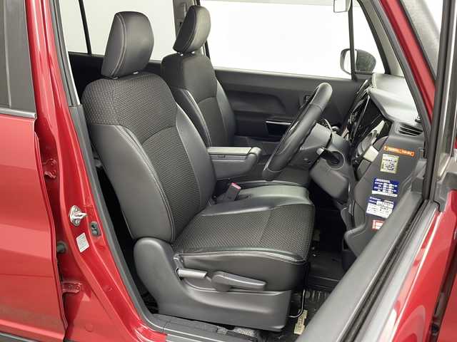 スズキ ハスラー Jスタイル Ⅱ 兵庫県 2015(平27)年 8.6万km フェニックスレッドパール/ホワイト2トーンルーフ ・社外ナビ/CD/DVD/Bluetooth/TV/SD/・バックカメラ/・ビルトインETC/・デュアルカメラブレーキサポート/・レーンキープアシスト/・ステアリングスイッチ/・シートヒーター/・プッシュスタート/・スマートキー/・アイドリングストップ/・社外レーダー探知機/・HIDヘッドライト/・オートライト/・フォグランプ/・純正15インチアルミホイール