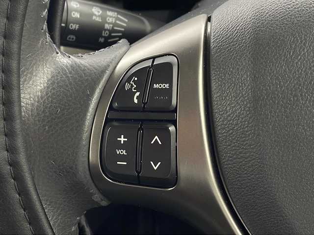 スズキ ハスラー Jスタイル Ⅱ 兵庫県 2015(平27)年 8.6万km フェニックスレッドパール/ホワイト2トーンルーフ ・社外ナビ/CD/DVD/Bluetooth/TV/SD/・バックカメラ/・ビルトインETC/・デュアルカメラブレーキサポート/・レーンキープアシスト/・ステアリングスイッチ/・シートヒーター/・プッシュスタート/・スマートキー/・アイドリングストップ/・社外レーダー探知機/・HIDヘッドライト/・オートライト/・フォグランプ/・純正15インチアルミホイール