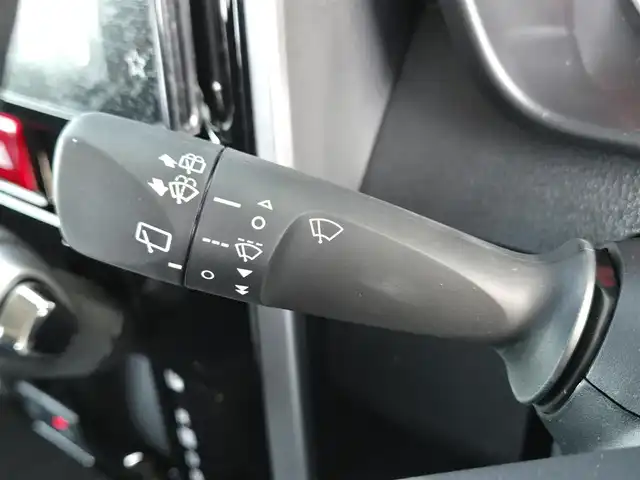 ダイハツ トール カスタムG ターボ 東京都 2025(令7)年 0.1千km ブラックマイカメタリック/パールホワイトⅢ 2トーン 登録済未使用車/スマートアシスト/・衝突回避ブレーキ/・誤発進抑制制御/・車線逸脱抑制機能/・車線逸脱警報機能/・先行車発進お知らせ機能/・アダプティブクルーズコントロール/・コーナーセンサー/・パノラマモニター/プッシュスタート/アイドリングストップ/純正9インチディスプレイオーディオ/【AM/FM/フルセグTV/Bluetooth/USB/iPod/HDMI】/・AppleCarPlay/AndroidAuto/両側電動スライドドア/後席ロールサンシェード/LEDヘッドライト/フォグランプ/オートライト/ISOFIX/15インチ純正アルミホイール/スマートキー/スペアキー×1/取扱説明書/保証書