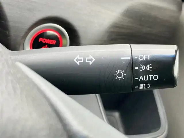 ホンダ フリード ハイブリット EX 静岡県 2017(平29)年 9.6万km クリスタルブラックパール 純正9インチナビ(CD/DVD/BT/フルセグ)/バックカメラ/エンジンスタートボタン/パワーステアリング/パワーウィンドウ/寒冷地仕様/アイドリングストップ/スマートキー/スペアキー１本/オートエアコン/レーダークルーズコントロール/後席モニター(VM-185EN)/純正ETC/ドライブレコーダー/ウォークスルー/社外フロアマット/ハーフレザーシート/D席N席シートヒーター/両側パワースライドドア/社外アルミホイール/ABS/横滑り防止装置/レーンキープアシスト/オートライト/LEDヘッドライト/W+サイドエアバッグ/カーテンエアバッグ/衝突軽減システム/パワステ不調(カクカクする)