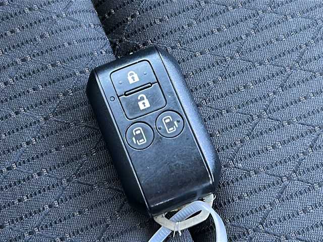 スズキ スペーシア カスタム HYBRID XS 秋田県 2019(令1)年 7.2万km ムーンライトバイオレットPM 社外メモリナビ/社外BT、CD、DVD、TV/前後ドライブレコーダー/両側パワースライドドア/純正15インチAW/コーナーセンサー/４WD/取説、保証書