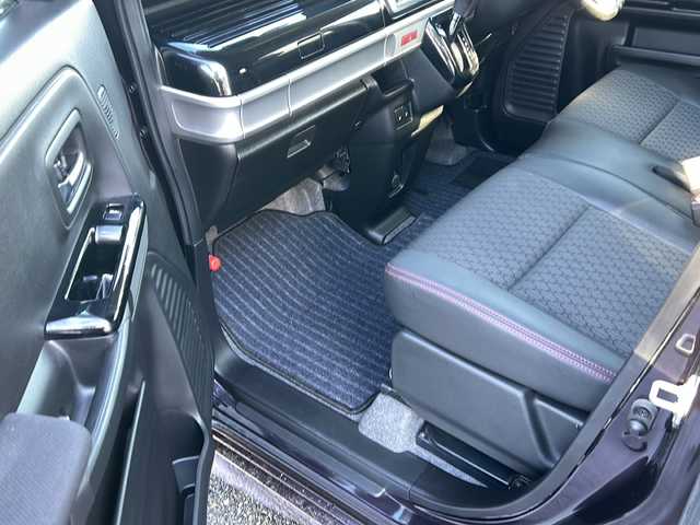 スズキ スペーシア カスタム HYBRID XS 秋田県 2019(令1)年 7.2万km ムーンライトバイオレットPM 社外メモリナビ/社外BT、CD、DVD、TV/前後ドライブレコーダー/両側パワースライドドア/純正15インチAW/コーナーセンサー/４WD/取説、保証書