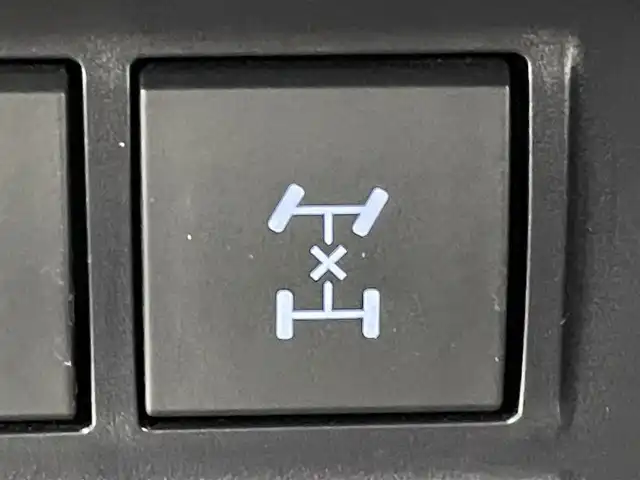 トヨタ ランドクルーザー プラド TX 群馬県 2022(令4)年 2.1万km ブラック 社外７インチナビ　トヨタセーフティセンス　レーダークルーズコントロール　　ＥＴＣ　ドライブレコーダー　バックカメラ　ＬＥＤライト　オートライト　オートハイビーム　プッシュスタート　スマートキー　禁煙車