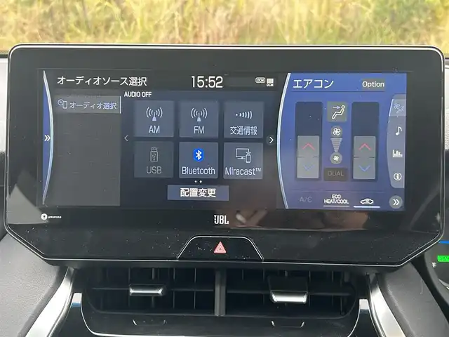 トヨタ ハリアー ハイブリッド Z 岡山県 2020(令2)年 8.4万km ホワイトパールクリスタルシャイン 登録時走行距離83180km/JBLプレミアムサウンド/純正12.3インチナビ/フルセグTV(AM.FM.TV.BT)/全方位カメラ/ETC2.0/ブラインドスポットモニター/デジタルインナーミラー/ヘッドアップディスプレイ/クリアランスソナー/衝突軽減ブレーキ/横滑り防止装置/クルーズコントロール(追従走行あり)/車線逸脱警報（レーンキープアシスト）/オートライト/オートマチックハイビーム/アイドリングストップ/電動リアゲート/19インチ純正AW/純正フロアマット/ハーフレザーシート/D席パワーシート/スマートキー/プッシュスタート/ドアバイザー